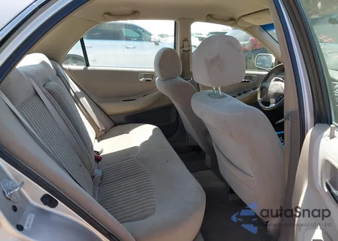 1998 Honda Accord Lx V6 from USA, damaged, VIN 1HGCG1647WA044039